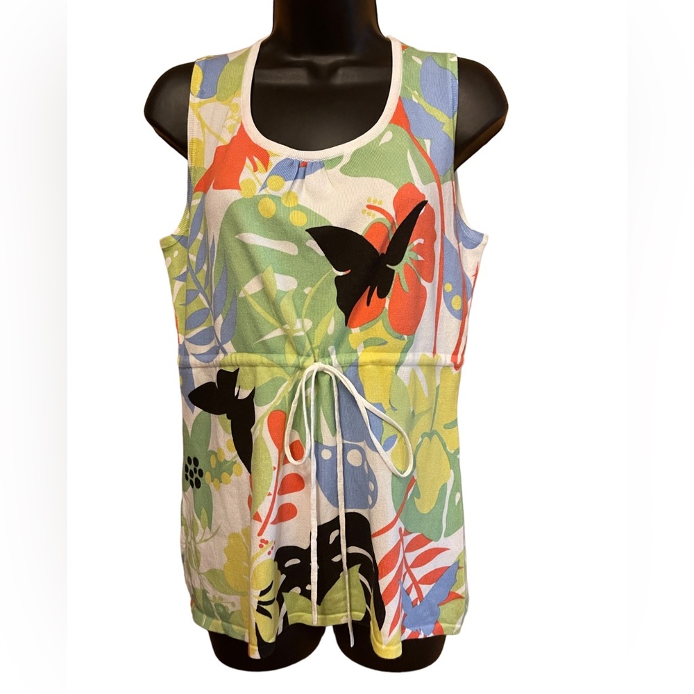Ann Trinity top
